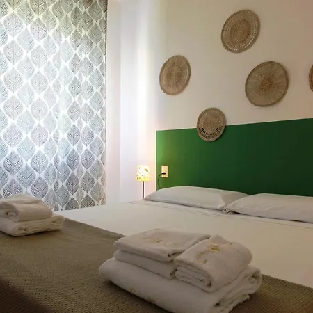 La Casa Di Andre Διαμέρισμα Ντεζεντσάνο ντελ Γκάρντα